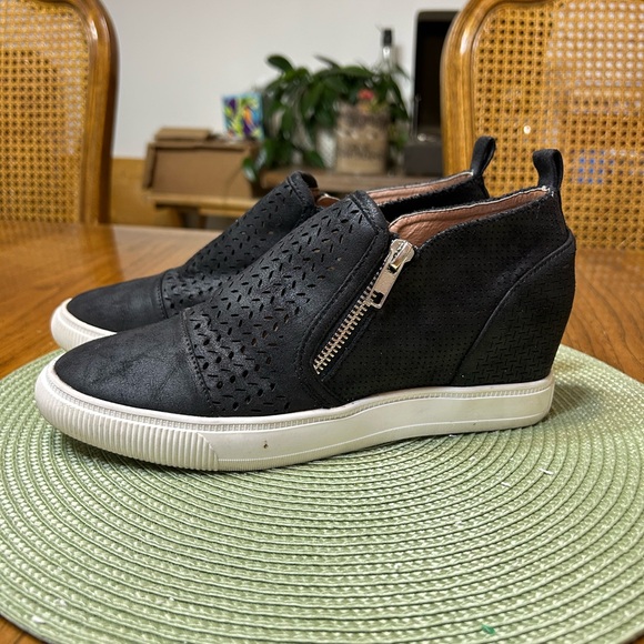 DV by Dolce Vita Black Perforated Wedge Sneakers - Picture 6 of 7